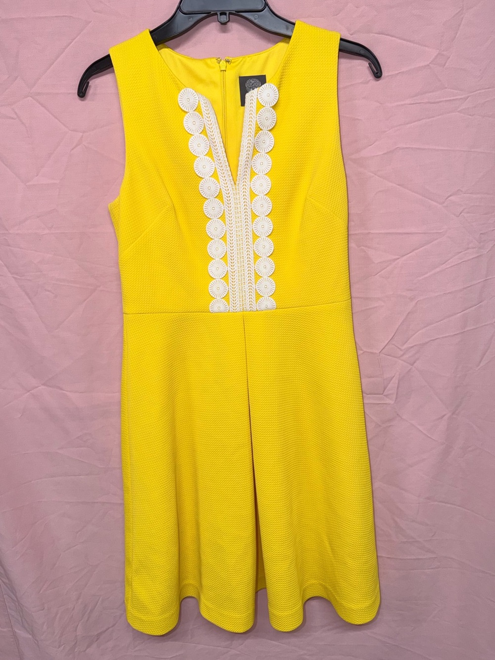 Vince Camuto dress - Picture 2 of 5
